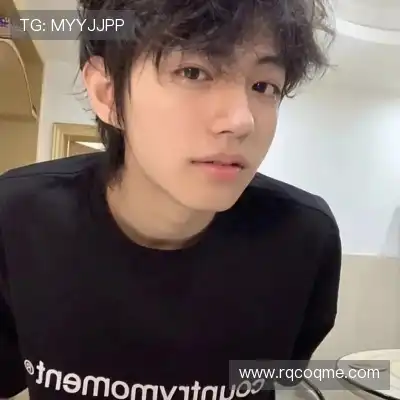 富承青